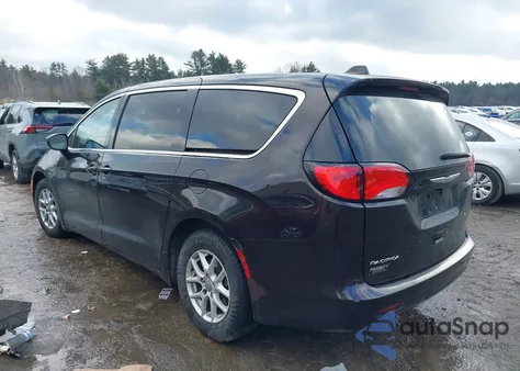 2017 Chrysler Pacifica Touring из США, поврежденный, VIN 2C4RC1DG2HR609295